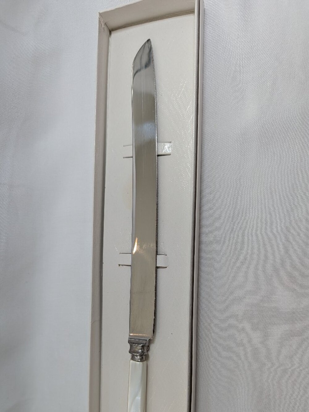 Bridal Wedding Cake Knife, Pearl-Look Handle, in Box